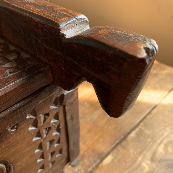 Old World Horse Box - Picture 12 of 13